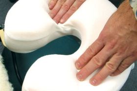 NRG Memory Foam Face Rest Pad. This contoured temperature sensitive foam face rest pad uses a state of the art, temperature and pressure sensitive viscoelastic foam that supports and conforms to a person's unique facial features. The viscoelastic foam uses millions of tiny cells which conform and support, offering firmer support in cooler areas and a softer support in warmer areas. So soft it feels like floating. Fits any massage table as the Velcro base attaches securely to all head support designs. Material: Microfleece Cover Flannel Facerest Cover Viscoelastic Foam Specifications: 3.5" Thick and 11" across